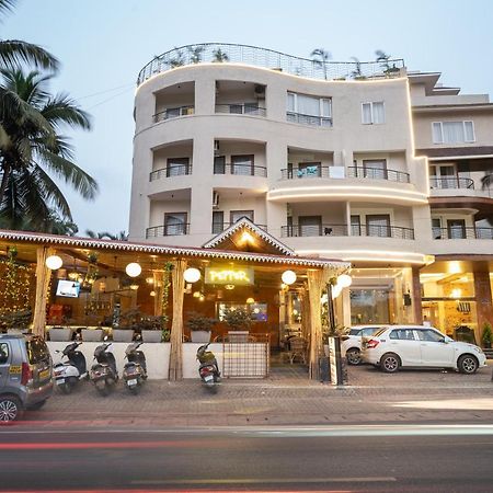 Le Seasons Resort Candolim Esterno foto