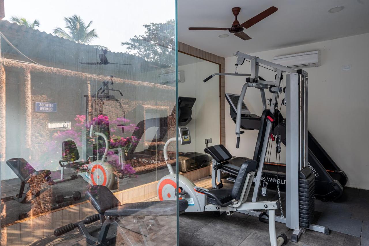 Le Seasons Resort Candolim Esterno foto