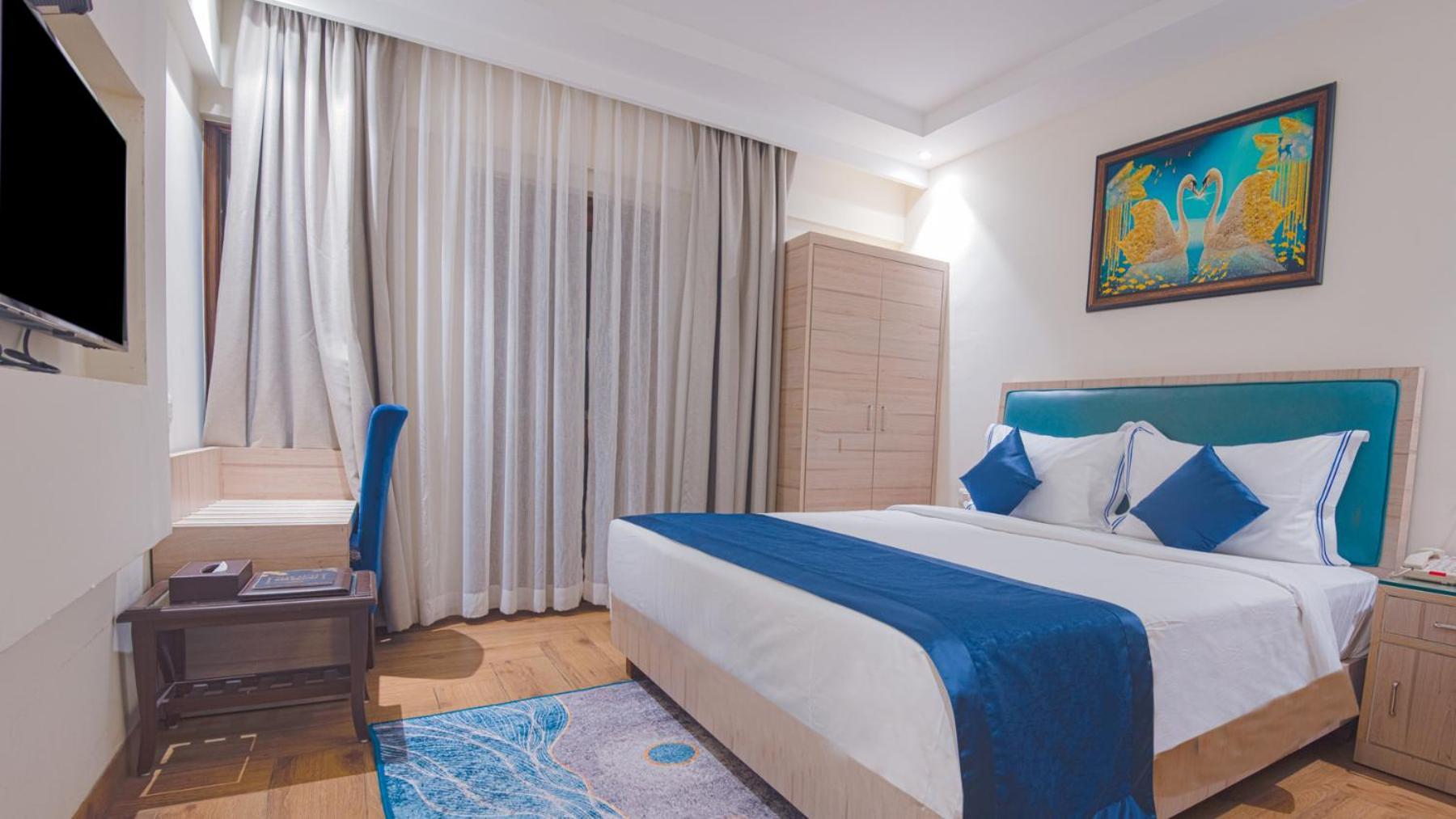 Le Seasons Resort Candolim Esterno foto