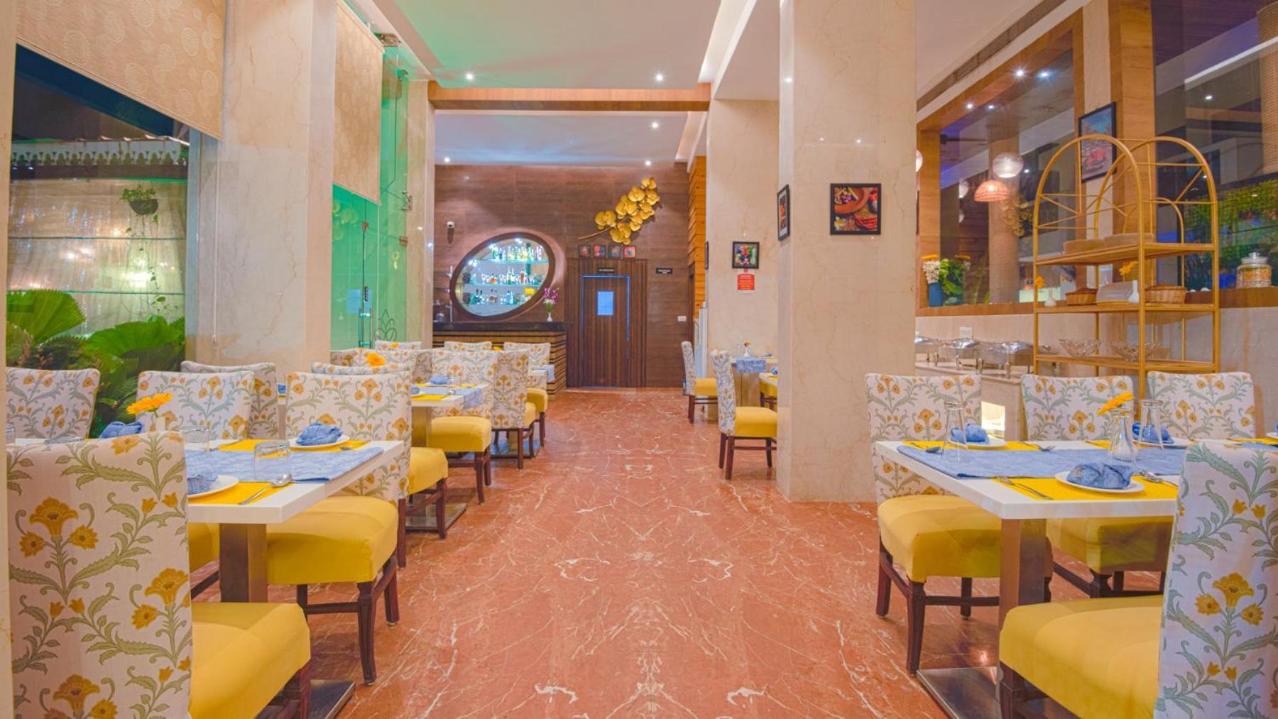 Le Seasons Resort Candolim Esterno foto